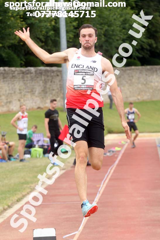 Mens decathlon, EAP International Combined Events, Hexham, Northumberland. Photo: David T. Hewitson/Sports for All Pics